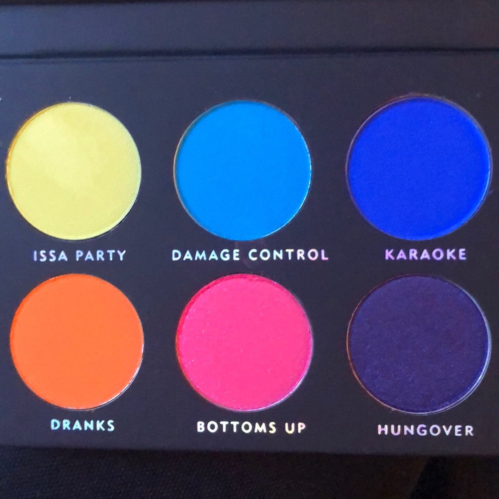Laura Lee eyeshadow palette